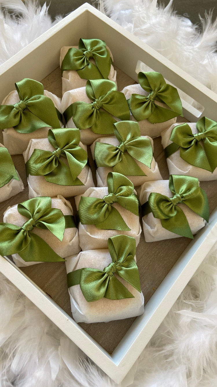 Bem casados wrapped and ribboned
